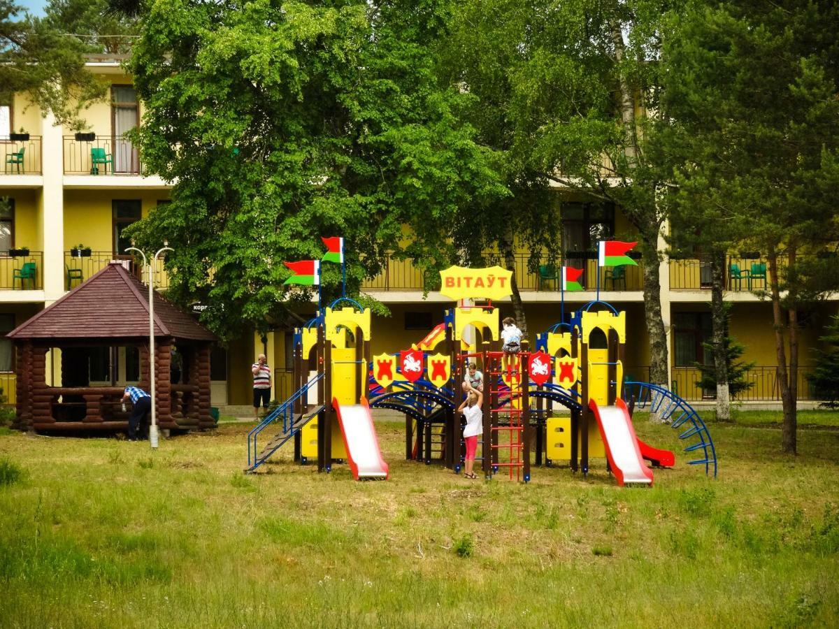 Narochanskiy Bereg Sanatorium Exteriör bild